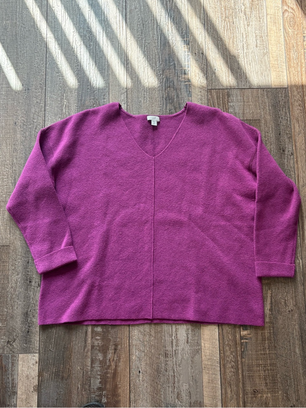 J. Jill V-Neck Relaxed Sweater in Magenta